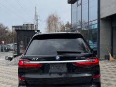 Фото авто BMW X7