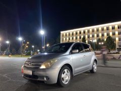 Фото авто Toyota Ist