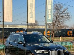 Photo of the vehicle BMW X7