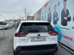 Сүрөт унаа Toyota RAV4