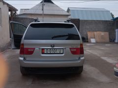 Photo of the vehicle BMW X5