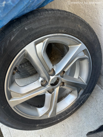 Wheel rims - Диски с шинами от Хундай Соната R17 215*55 5*114.3 оригинал, 10000сом за один диск с шиной… В г.Ош