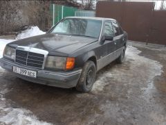 Фото авто Mercedes-Benz W124