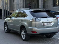 Photo of the vehicle Lexus RX