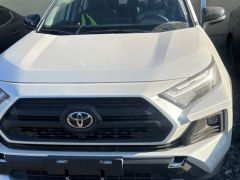 Сүрөт унаа Toyota RAV4