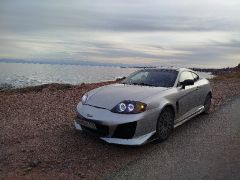 Photo of the vehicle Hyundai Tiburon