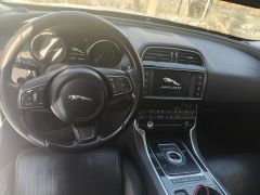 Сүрөт унаа Jaguar XE