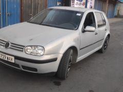 Фото авто Volkswagen Golf