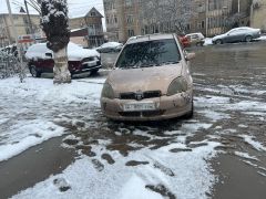 Сүрөт унаа Toyota Vitz