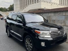 Фото авто Toyota Land Cruiser