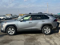 Сүрөт унаа Toyota RAV4