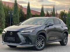 Photo of the vehicle Lexus NX