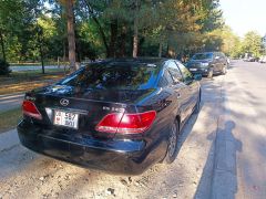 Photo of the vehicle Lexus ES