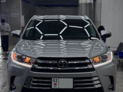 Сүрөт унаа Toyota Highlander