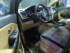 Сүрөт унаа Kia Carnival