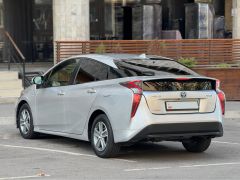 Фото авто Toyota Prius