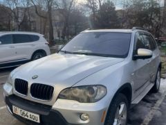 Photo of the vehicle BMW X5