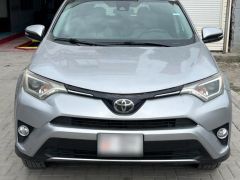 Photo of the vehicle Toyota RAV4