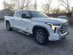 Сүрөт унаа Toyota Tundra