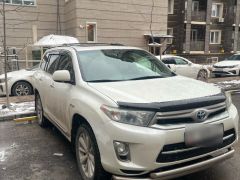 Photo of the vehicle Toyota Highlander