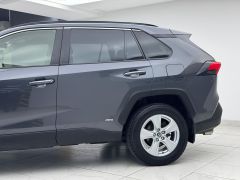 Photo of the vehicle Toyota RAV4