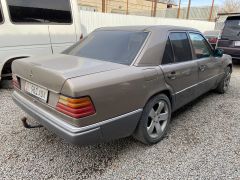 Фото авто Mercedes-Benz W124