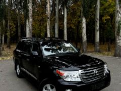 Фото авто Toyota Land Cruiser