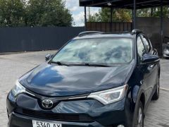 Сүрөт унаа Toyota RAV4