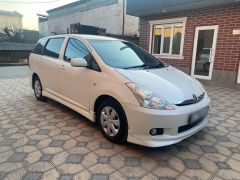 Photo of the vehicle Toyota Wish