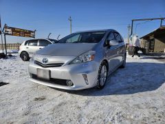 Фото авто Toyota Prius v (+)