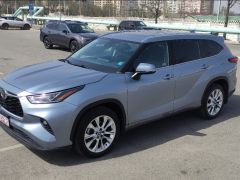 Photo of the vehicle Toyota Highlander