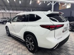 Сүрөт унаа Toyota Highlander