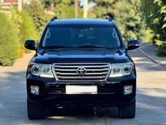 Сүрөт унаа Toyota Land Cruiser