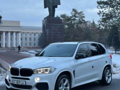 Photo of the vehicle BMW X5