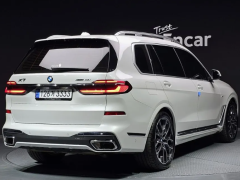 Фото авто BMW X7