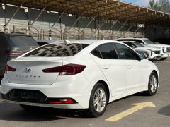 Сүрөт унаа Hyundai Elantra