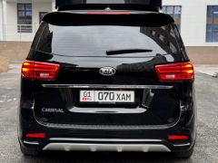 Фото авто Kia Carnival