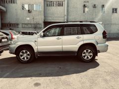 Сүрөт унаа Toyota Land Cruiser Prado