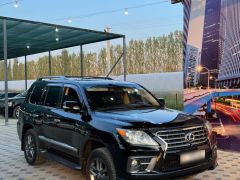 Photo of the vehicle Lexus LX