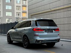 Фото авто BMW X7