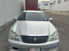 Сүрөт унаа Toyota Crown