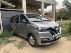 Сүрөт унаа Hyundai Grand Starex