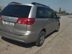 Сүрөт унаа Toyota Sienna