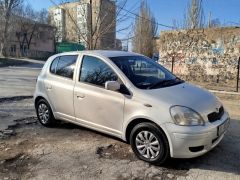 Сүрөт унаа Toyota Vitz