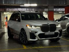 Фото авто BMW X7