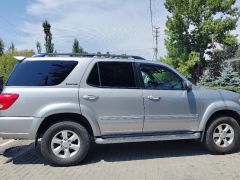 Фото авто Toyota Sequoia