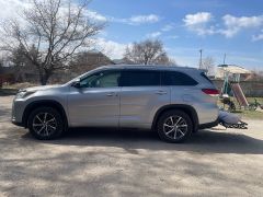 Photo of the vehicle Toyota Highlander