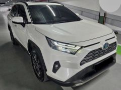 Сүрөт унаа Toyota RAV4