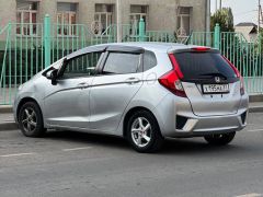 Photo of the vehicle Honda Fit