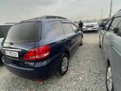 Сүрөт унаа Toyota Avensis Verso